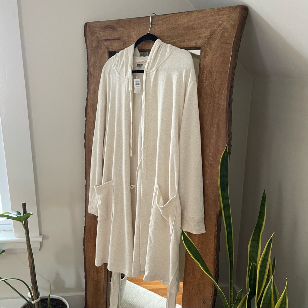 NWT Aerie Fleece Robe in Heather Frost (SZ L/XL)